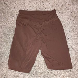 Whitney Simmons V3 biker shorts dandelion brown, size M